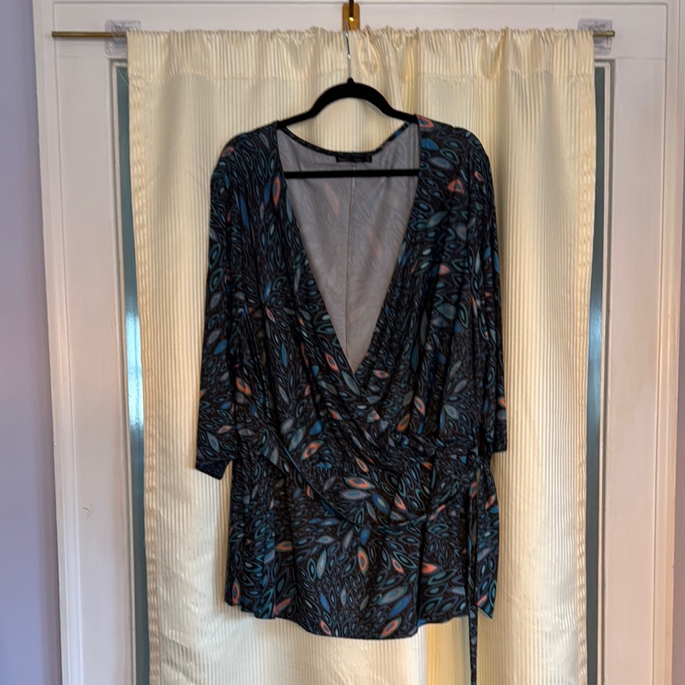Elegant Blue Patterned Women's Blouse